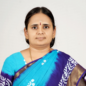 Dr K AMUTHA